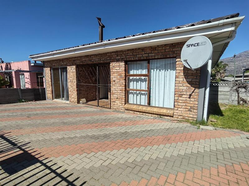 3 Bedroom Property for Sale in Bella Vista Western Cape